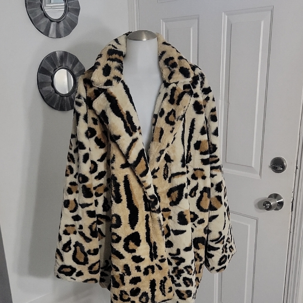 Ashley Stewart Leopard Print Faux Fur Coat Size 22/24